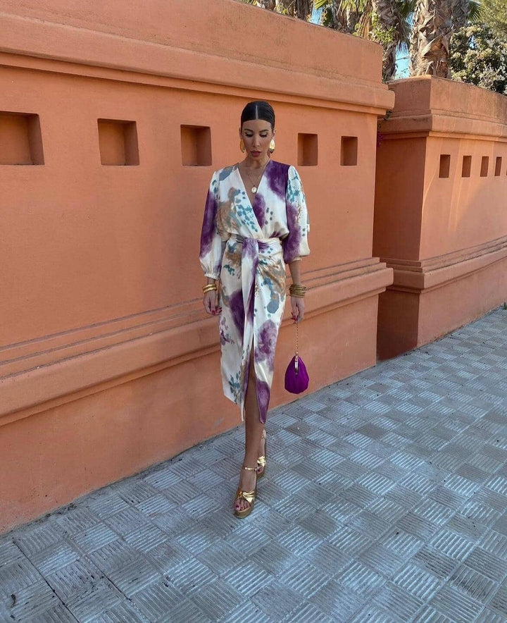 Emma | Elegant Dress with V-neck