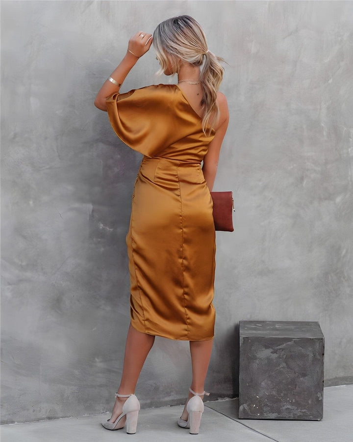 Kyra | Elegant Dress with Slits