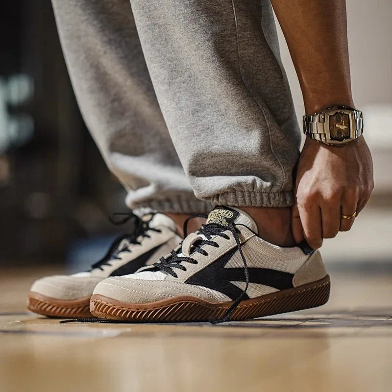 Leo | Retro Low-Top Sneakers