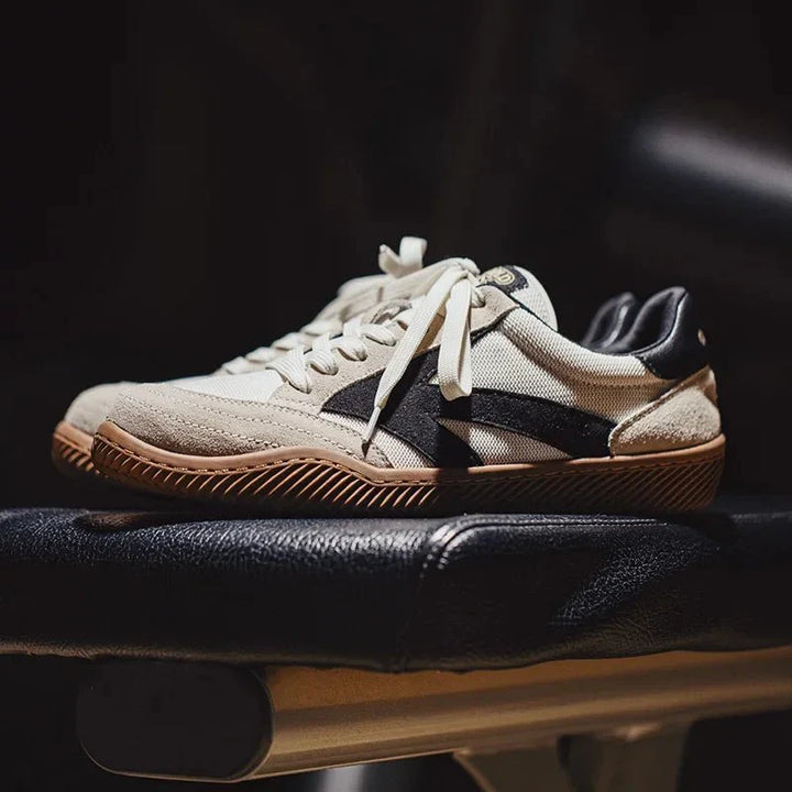 Leo | Retro Low-Top Sneakers